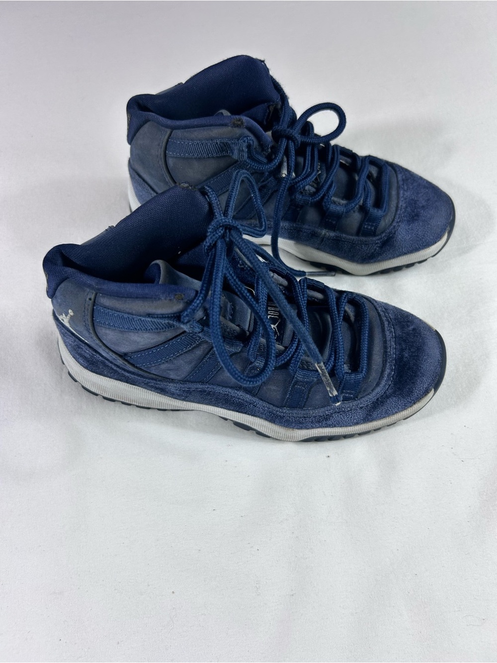 Nike Air Jordan 11 Retro PS Midnight Navy Velvet Sneakers DO3857-441 Kids Sz 12C